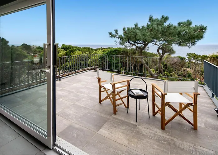 Rocha Do Mar 2 * Biscoitos (Terceira)