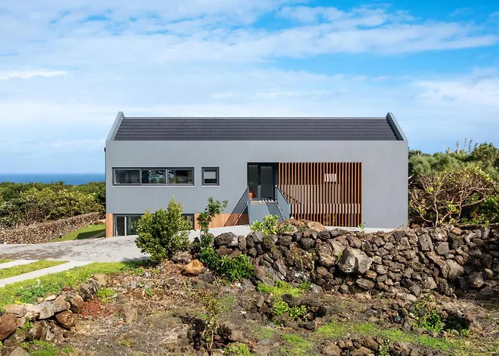 Rocha Do Mar 2 Biscoitos (Terceira)