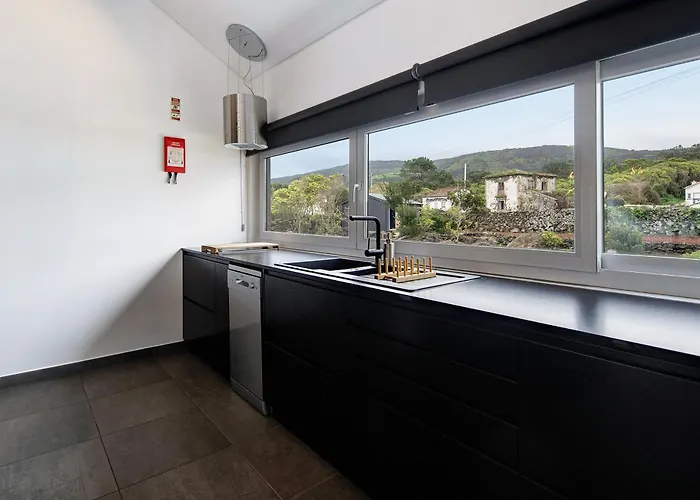 Σπίτι διακοπών Rocha Do Mar 2 *