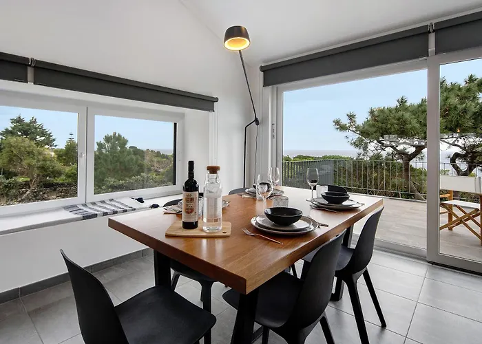 Rocha Do Mar 2 Biscoitos (Terceira)